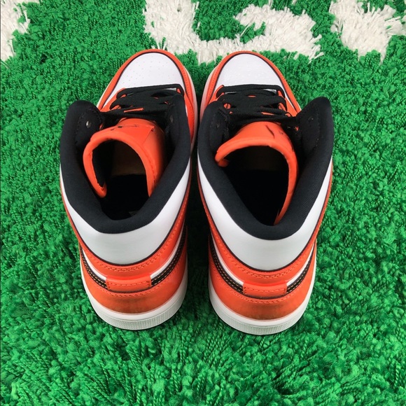 Jordan 1 Mid Turf Orange Men\'s size 8 main image 4